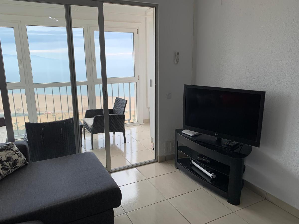 Apartamento Con Magnificas Vistas Al Mar - Wifi Gratis إمبوريابرافا المظهر الخارجي الصورة