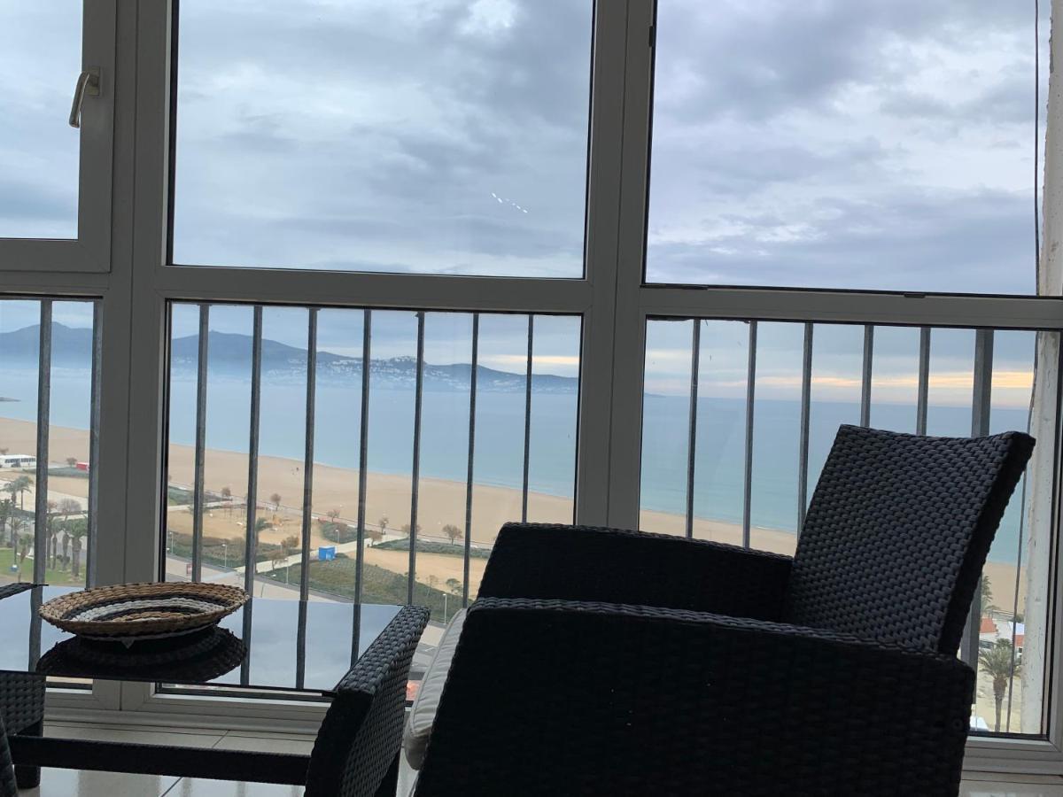 Apartamento Con Magnificas Vistas Al Mar - Wifi Gratis إمبوريابرافا المظهر الخارجي الصورة