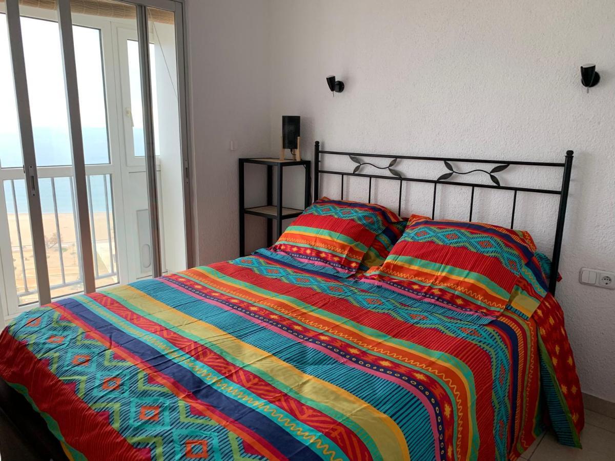 Apartamento Con Magnificas Vistas Al Mar - Wifi Gratis إمبوريابرافا المظهر الخارجي الصورة